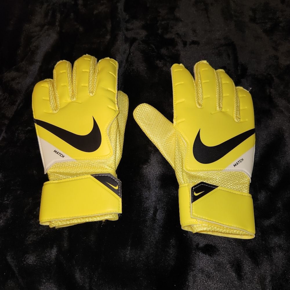 Nike GK Match soccer goalkeeper Goalie gloves CQ7799-765 sz 10